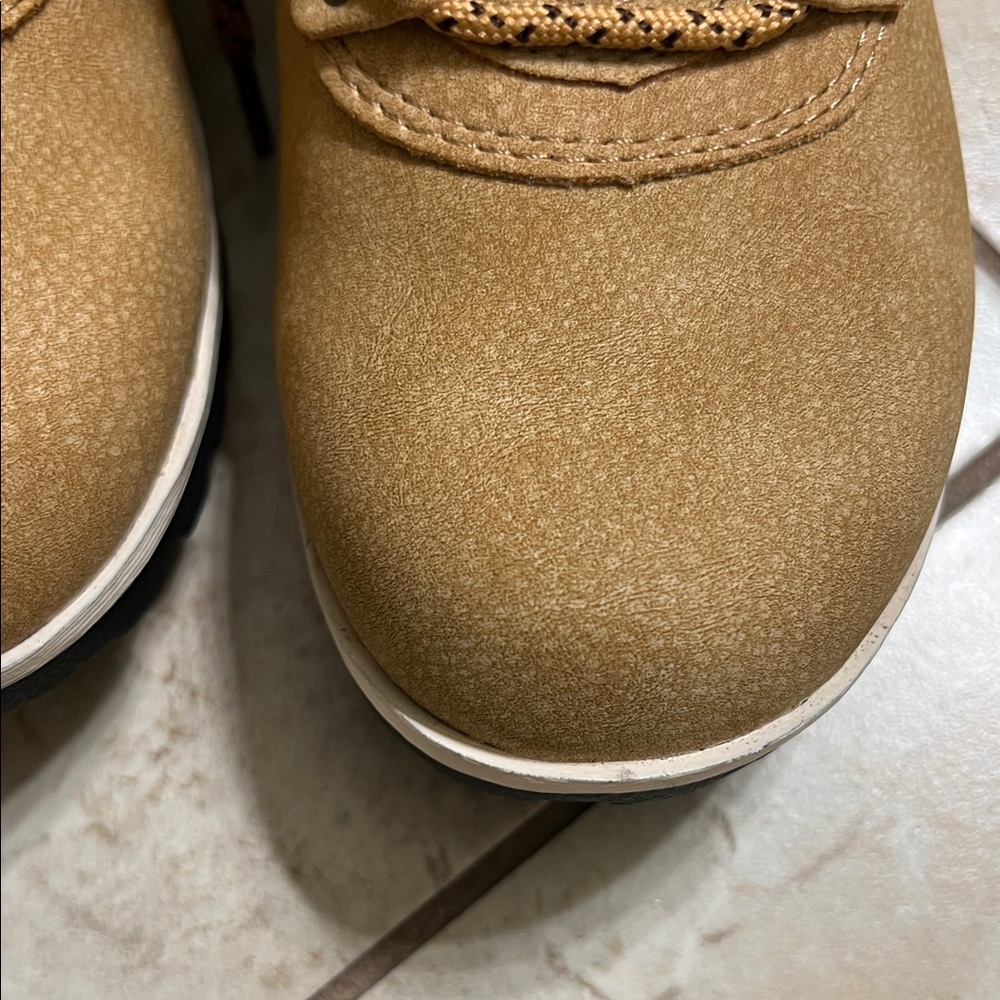 JBU Women's Tan Winter Boots with Black Soles Size 6 - Picture 8 of 14